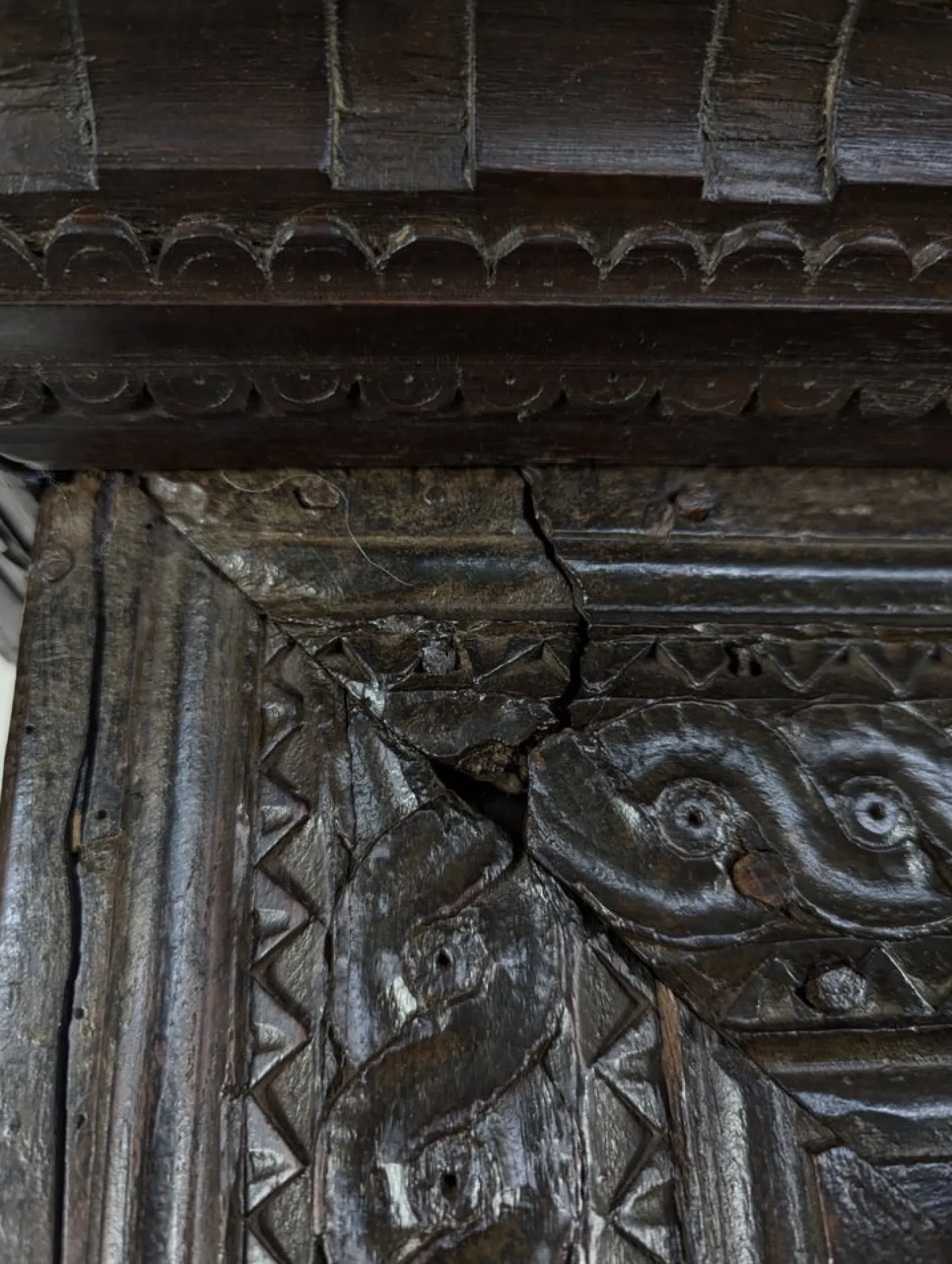 Volkskunst Buffet, 17. Jh., Auvergne, Frankreich