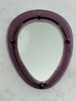 Wandspiegel mit Lila Acrylglas Rahmen im Stil von Cristal Arte, Italien, 1960er