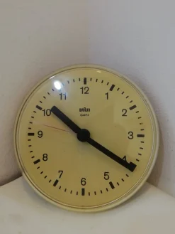 Wanduhr von Dietrich Lubs für Braun, Germany, 1979