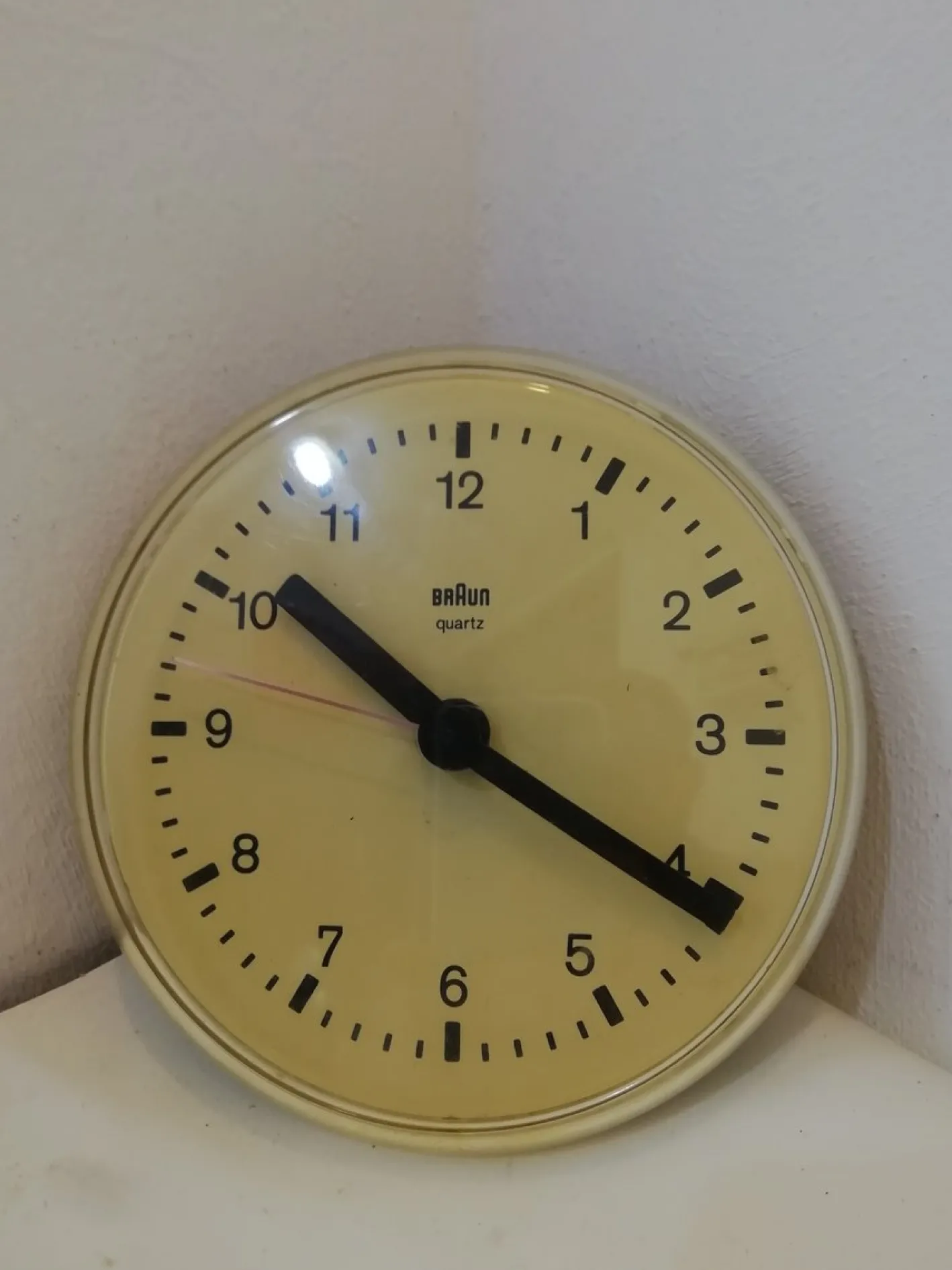 Wanduhr von Dietrich Lubs für Braun, Germany, 1979
