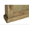 Wandvitrine aus verwittertem Holz
