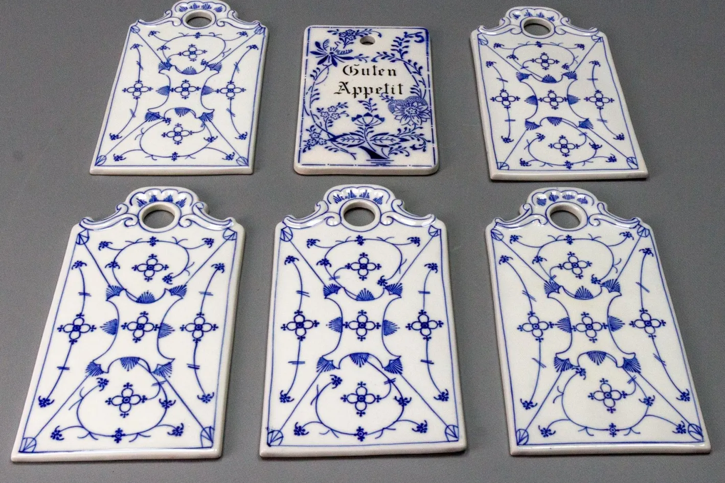 Weiß & Blaue Porzellan Frühstücksbretter, Deutschland, 1930er, 6 . Set
