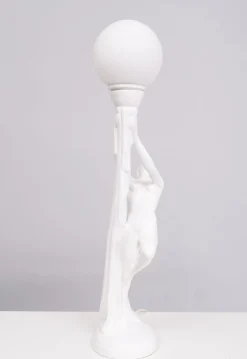 Weiße italienische Art Deco Naked Woman Keramiklampe, 1970er