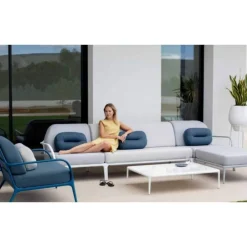 Weißer Xaloc Couchtisch 50 mit Glasplatte von Mowee