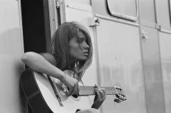Weißes Francoise Hardy Archival Pigment Print in Weiß von Giancarlo Botti