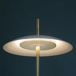 Weiße Signal Stehlampe aus Messing von Shaun Kasperbauer für Souda