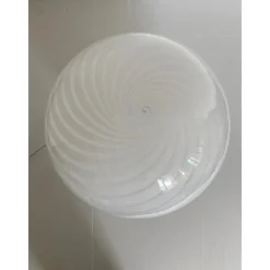 Weiße Spiral Tischlampe aus Muranoglas von Simoeng