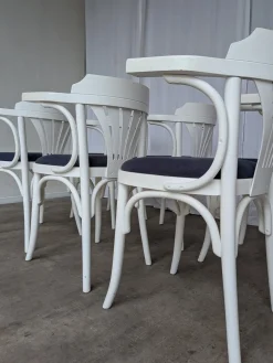 Weiße Vintage Esszimmerstühle aus Bugholz mit blauen Stoffsitzen, 1970er, 6er Set