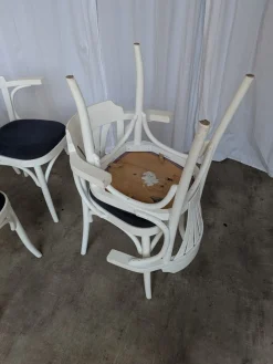 Weiße Vintage Esszimmerstühle aus Bugholz mit blauen Stoffsitzen, 1970er, 6er Set