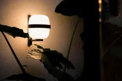 Weiße Wally Wandlampe von Miguel Milá