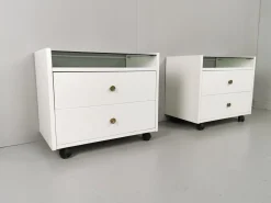 Weiß Lackierte Nachttische von Carlo de Carli für Luigi Sormani, 1960er, 2er Set