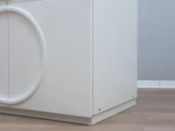 Weiß lackierter italienischer Space Age Kleiderschrank von F.lli Proserpio, 1960er