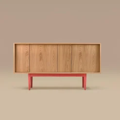 Xoxo Hug Sideboard von Phormy